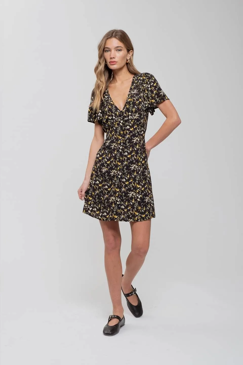 FLORAL V NECK BUTTON DOWN BACK TIE MINI DRESS