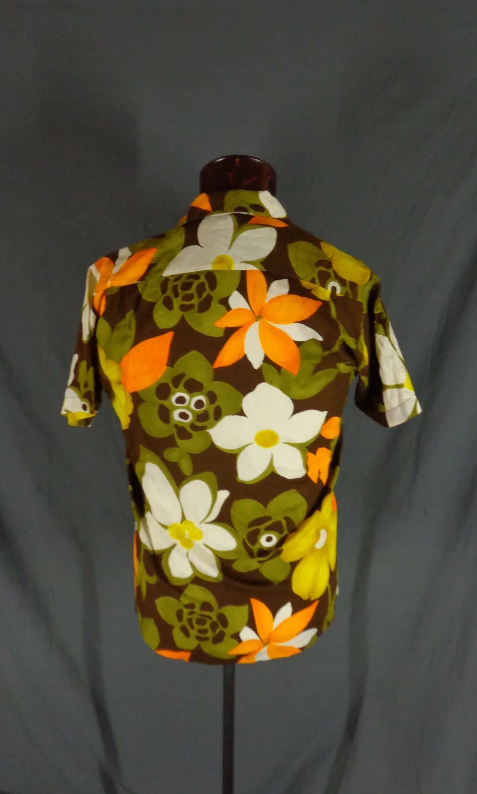 Vintage 60s Kay O Kauai Bold Floral Print Hawaiian Shirt 42