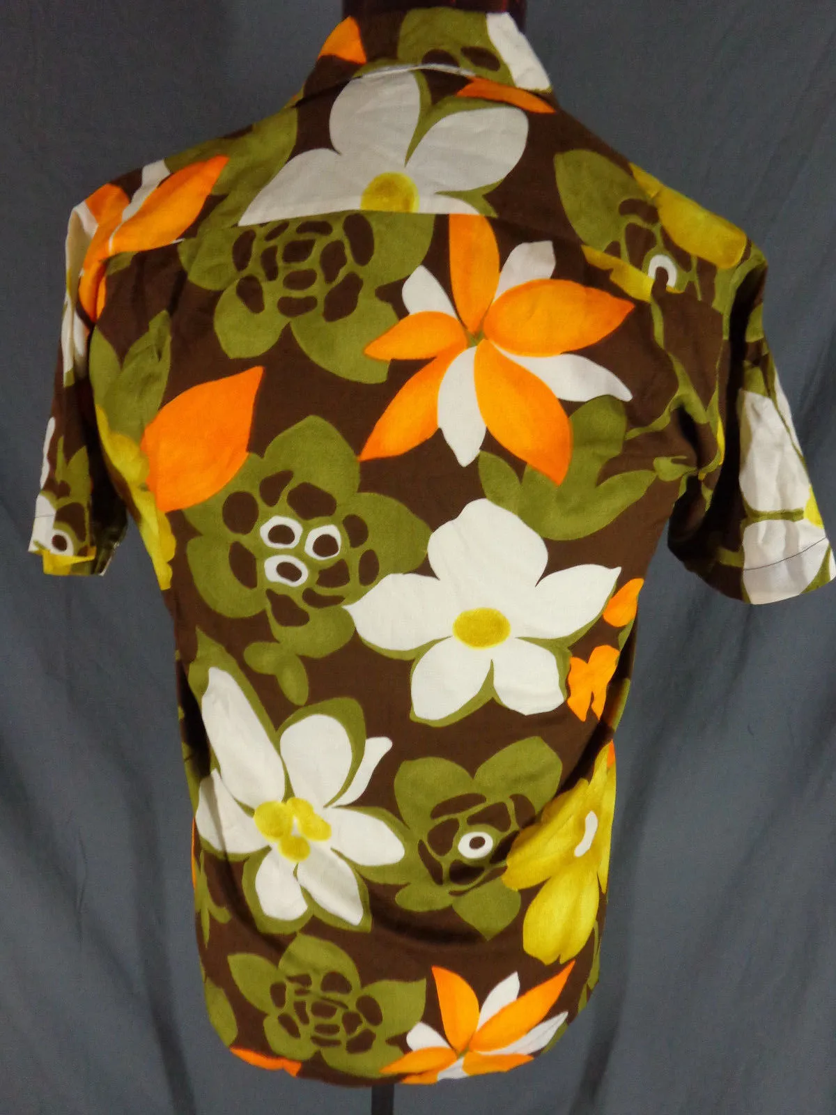 Vintage 60s Kay O Kauai Bold Floral Print Hawaiian Shirt 42