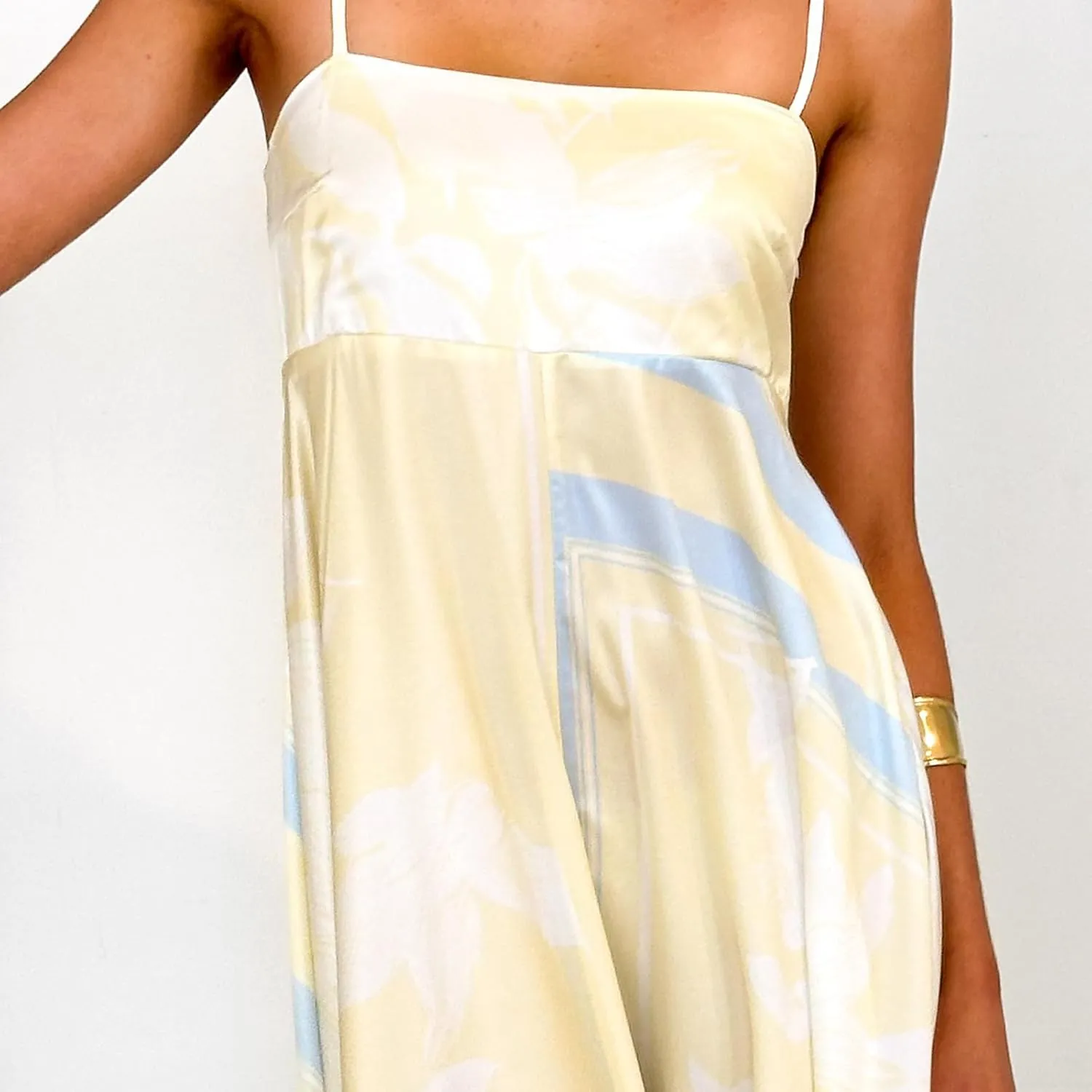 Women Spaghetti Strap Floral Sundress Smocked Backless Flowy Maxi Dress Sleeveless Boho Beach Long Dresses
